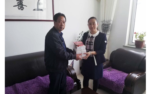 銀川市市場監(jiān)督管理局調(diào)研員、黨工委主席趙紅星來我司指導黨建工作